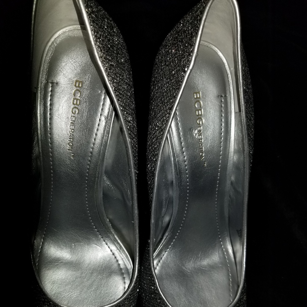 BCBG heels - Picture 5 of 5